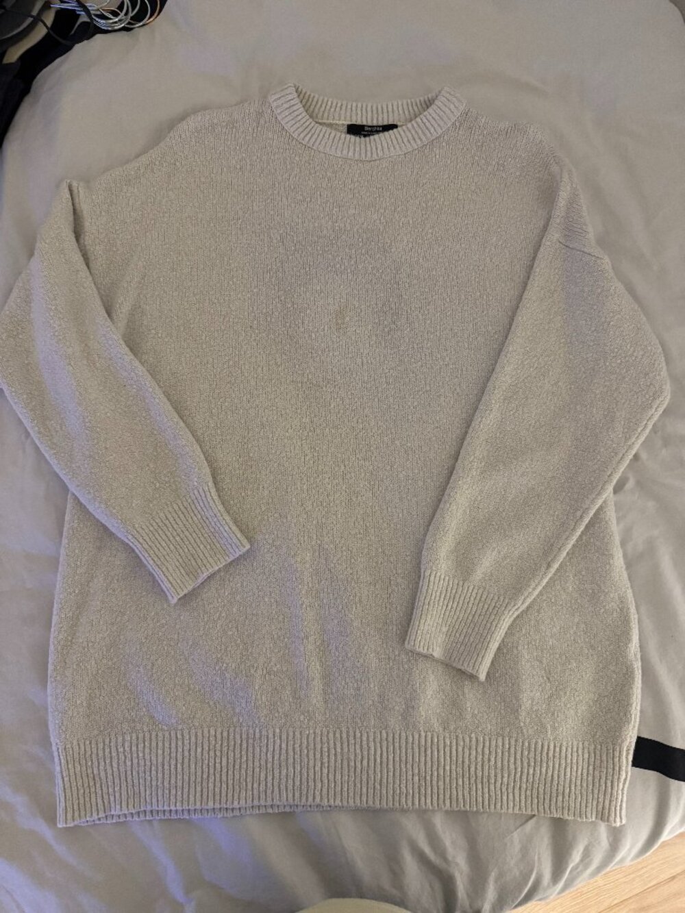 Bershka Oversized Knit Sweater in Ecru Sz M - Picture 2 of 6